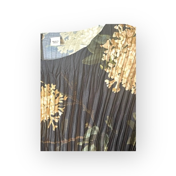 Vince ❀ Lilac Floral Micro Pleated Midi Dress ❀ Coastal Blue Floral Print ❀ Sml - Picture 15 of 16